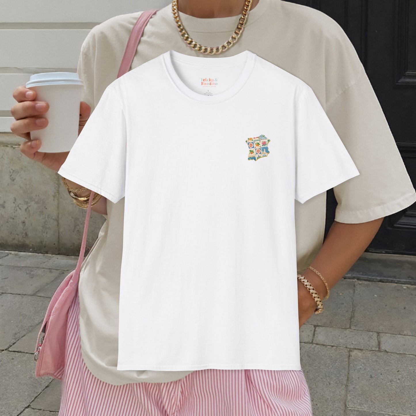 ( Talla pequeña) Mediterranean Graphic Tee